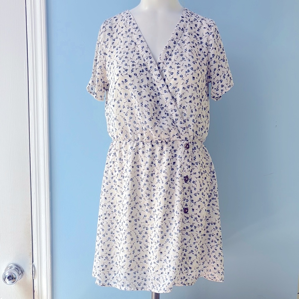 Sienna Sky White & Blue Floral Dress Decorative Faux Buttons Women's Size XS !